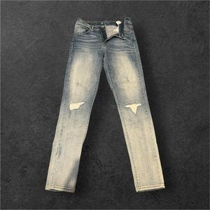 Levi’s Stylish Distressed Blue Jeans for Women